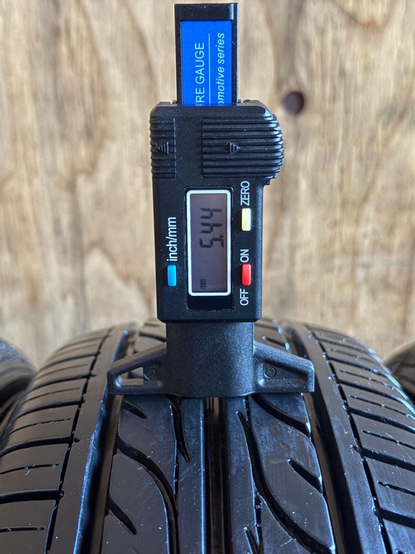 タイヤ・ホイール (521)155/65R14 DUNLOP EC202