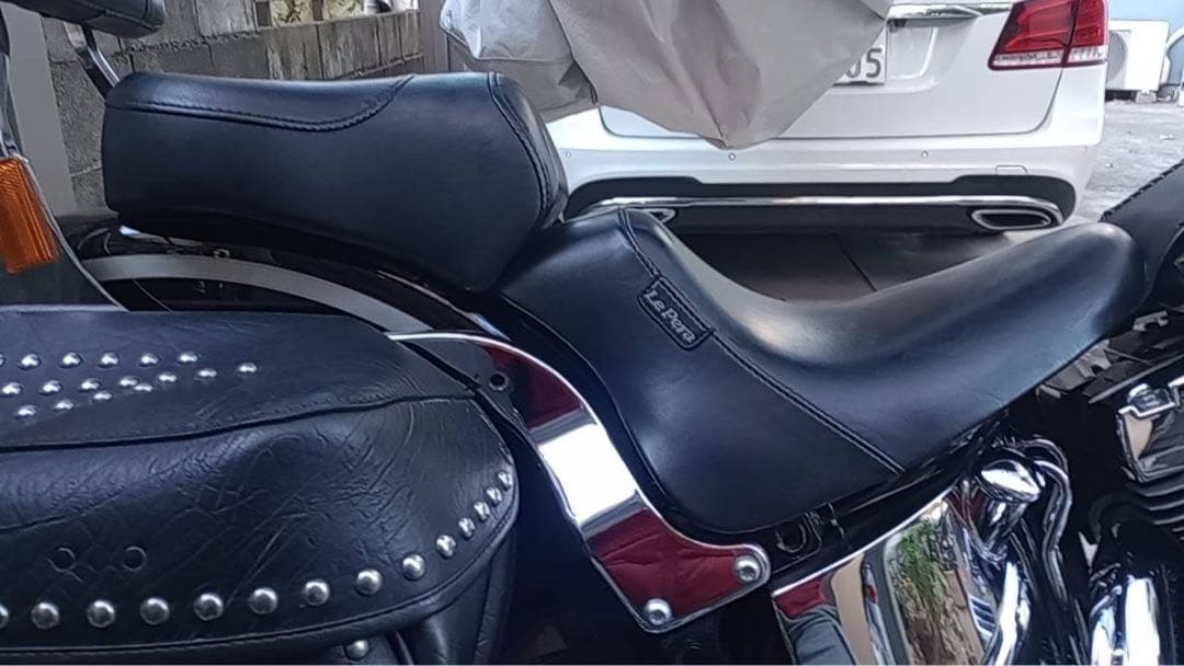 LePera製 BareBones ソロシート ハーレーTC88 Softail