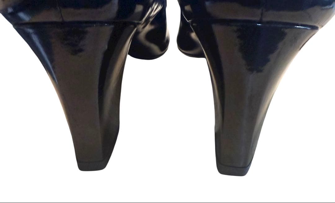 極美品PRADA プラダ エナメル ロゴプレート スクエアトゥ ヒールパンプス