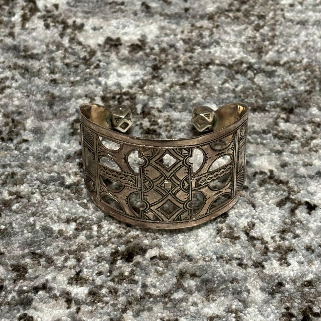 トゥアレグ/バングル