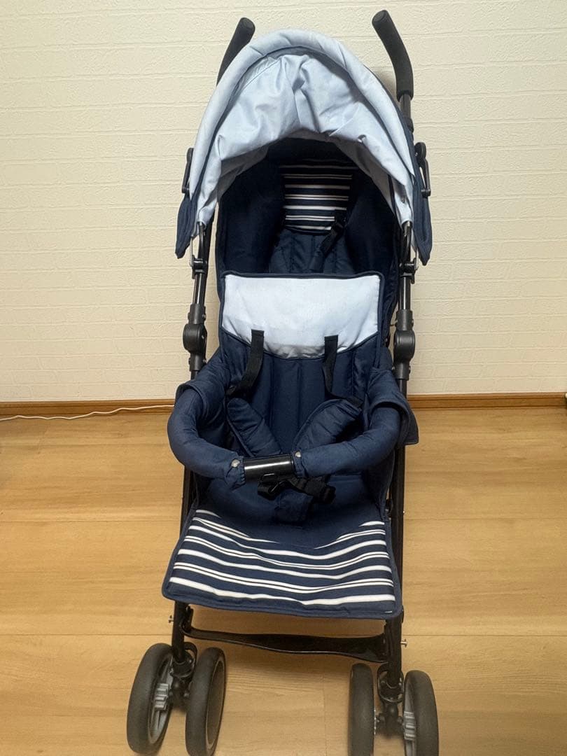 く*ぴ様 縦型/2人乗りベビーカー/日本育児/ツインシティ/折りたたみベビーカー