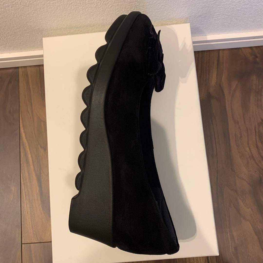 HILLS AVENUE 黒スエードリボンパンプス　23.5センチ