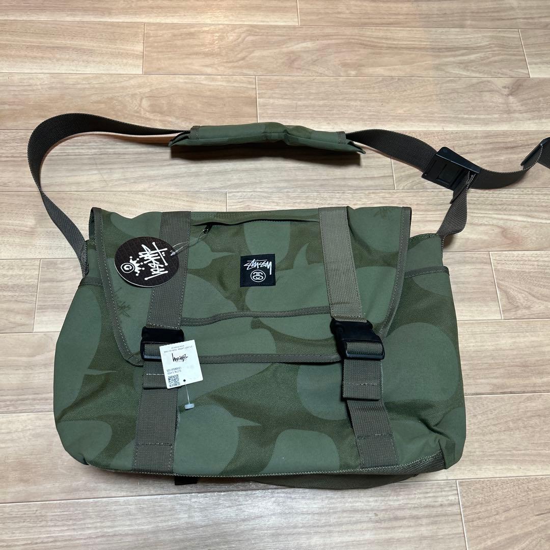 old stussy ステューシー　オリーブ　メッセンジャーバッグ　古着　y2k
