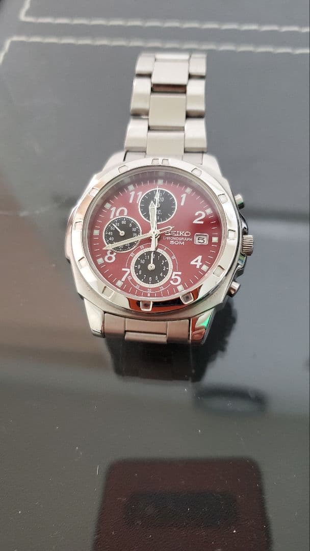 SEIKO クロノグラフ 腕時計 レッド