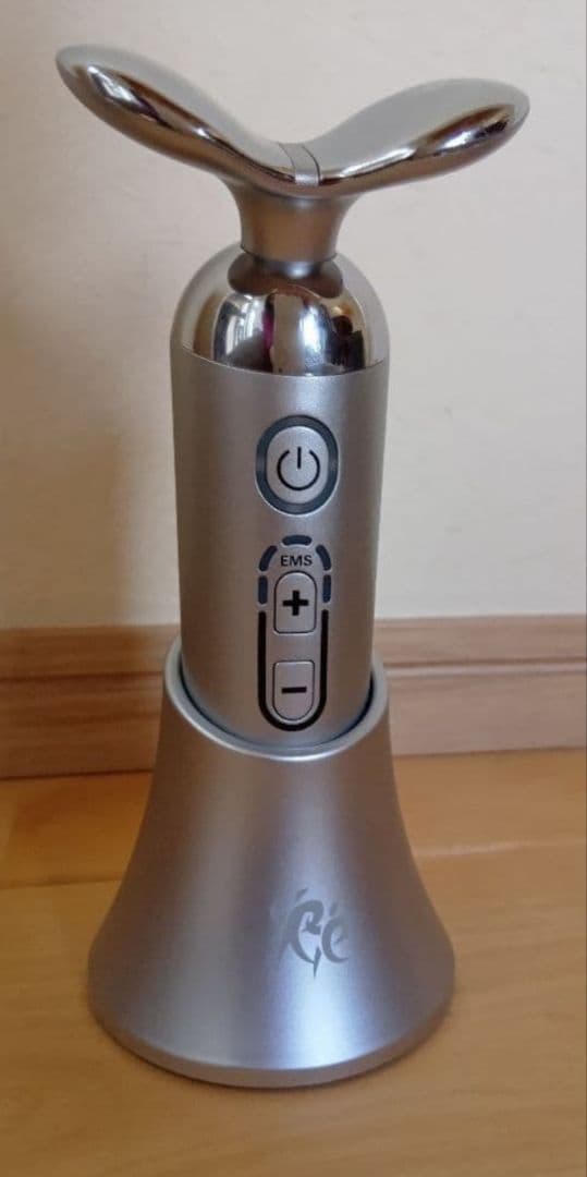 スポーツクラブが作った 美顔器　スタイリーフェイス