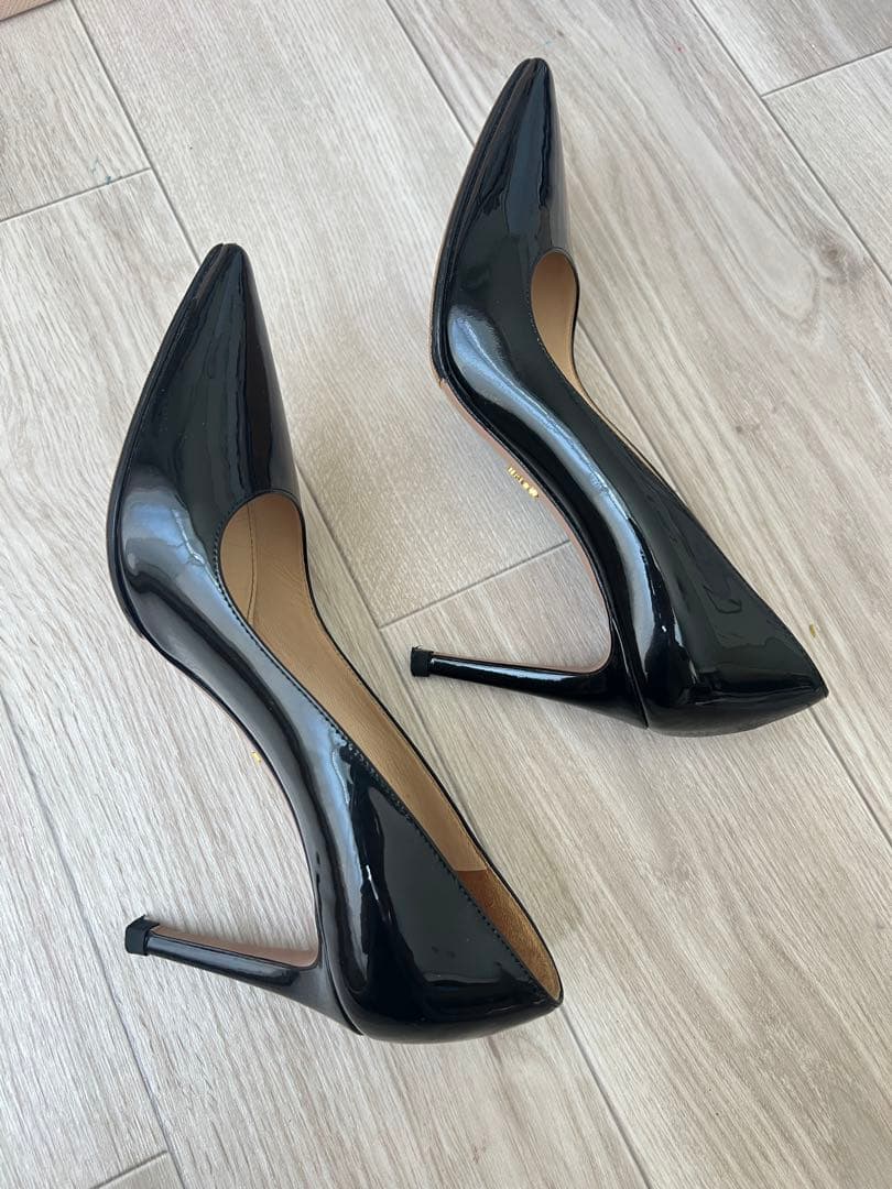 PRADA ブラック ポインテッドトゥ ハイヒール 36.5