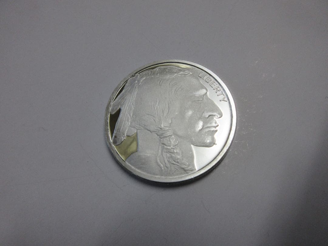 ロ*ン様 シルバー　　インディアン　31.2g 　銀貨　未使用 　g088