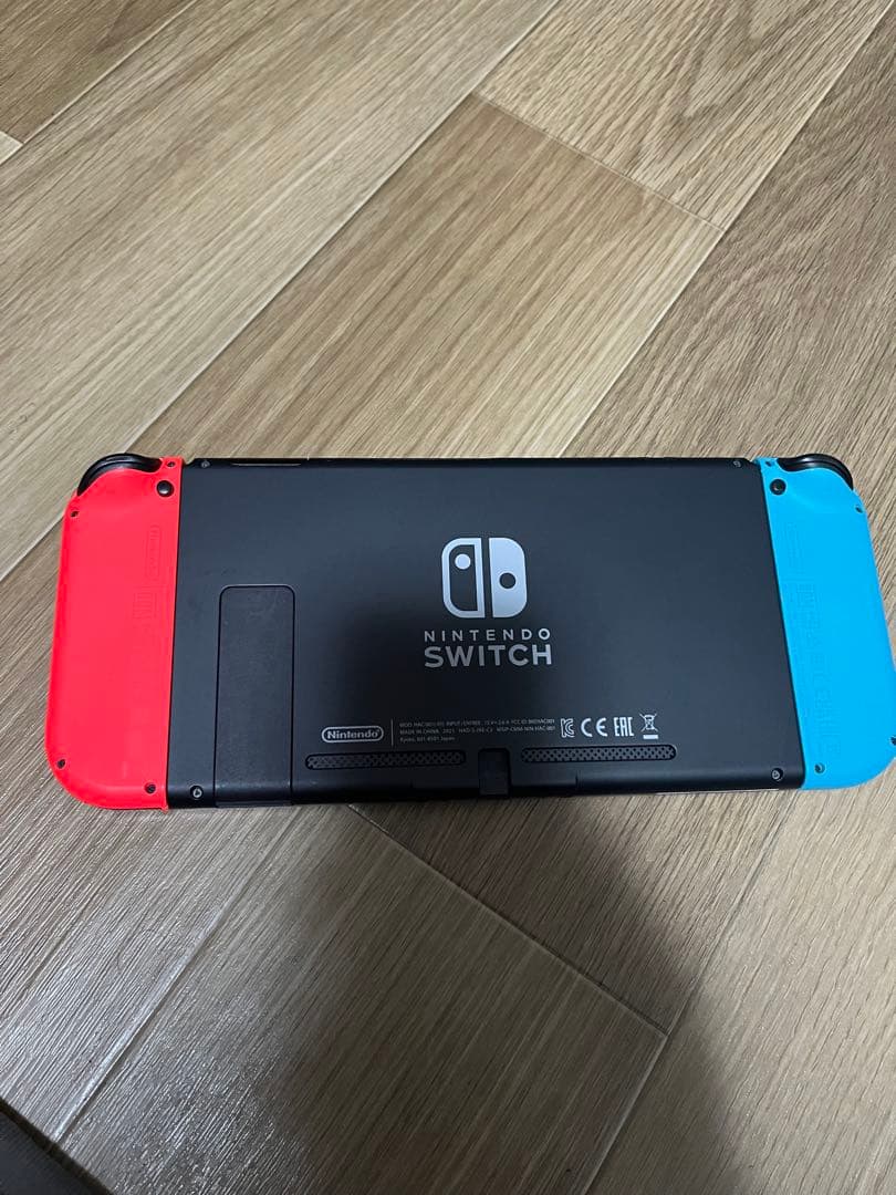 任天堂　Nintendo Switch 完品&Switchケース　未使用セット