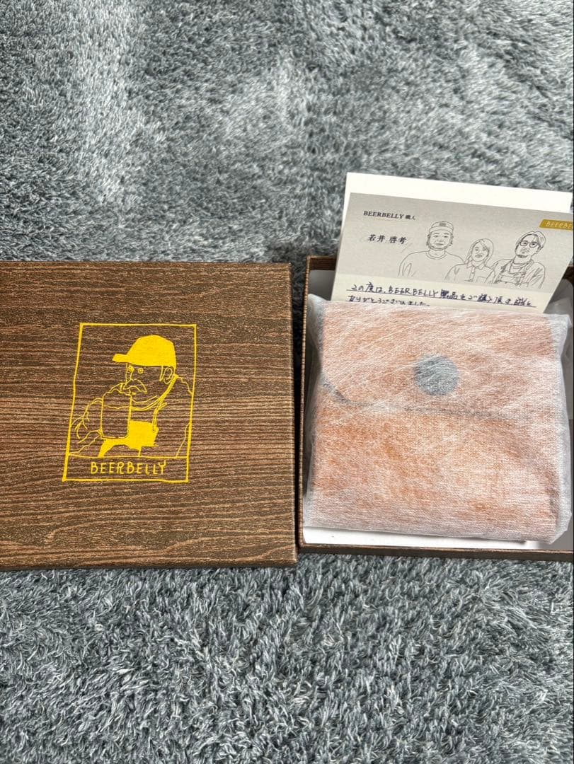BEERBELLY 二つ折り財布 ブラウン