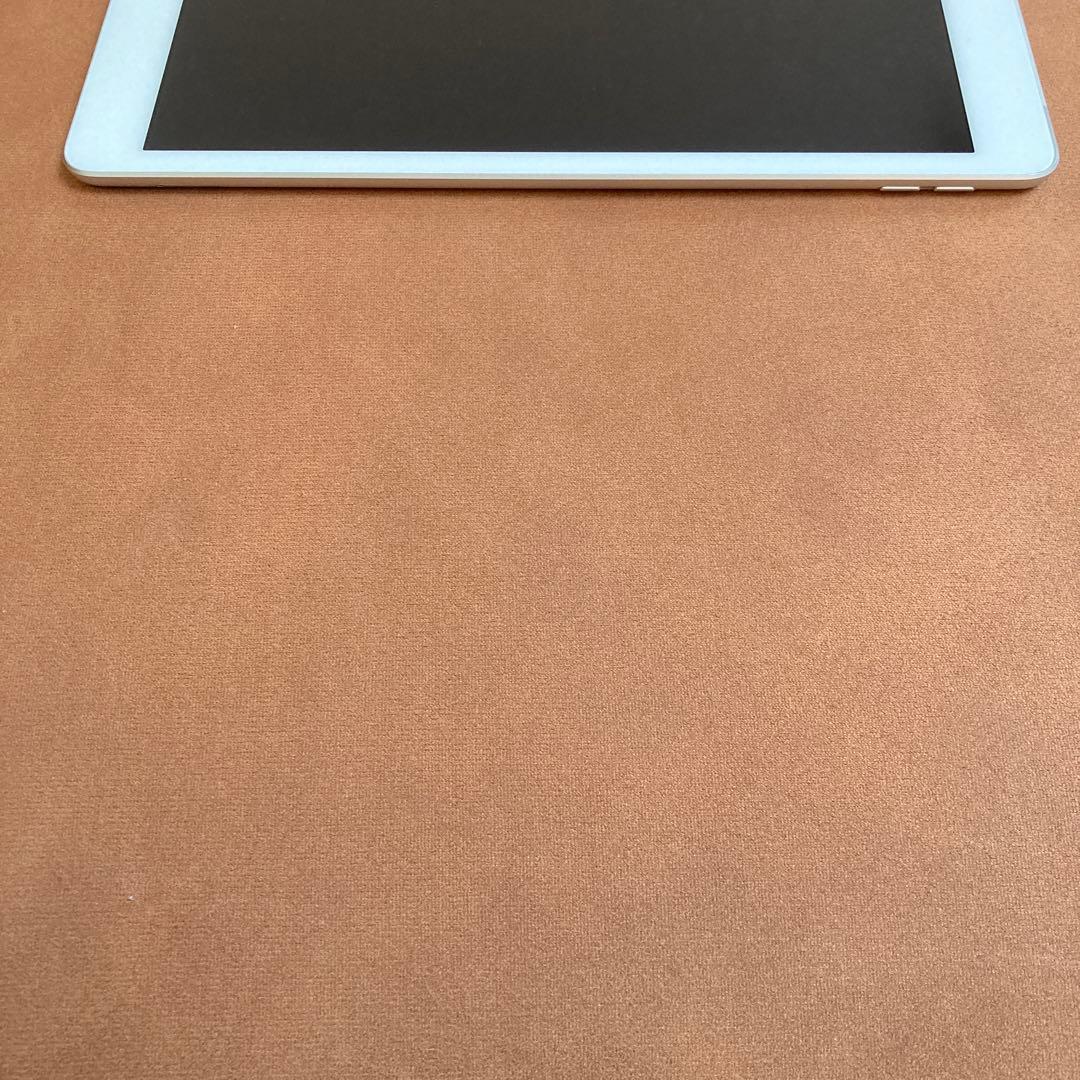 562【早い者勝ち】電池良好☆iPad8 第8世代 32GB SIMフリー☆