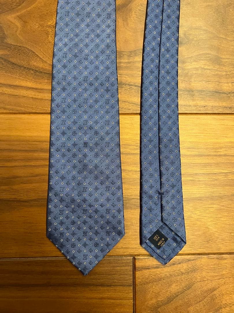 【☆美品☆】ルイヴィトンネクタイ ネイビー ネクタイメンズ ビジネス