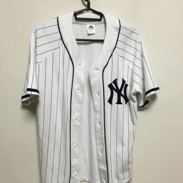 ベースボールシャツ