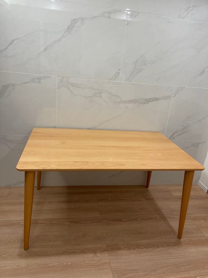 飛騨産業◆保証書あり◆傷あり◆ダイニングテーブル 135cm