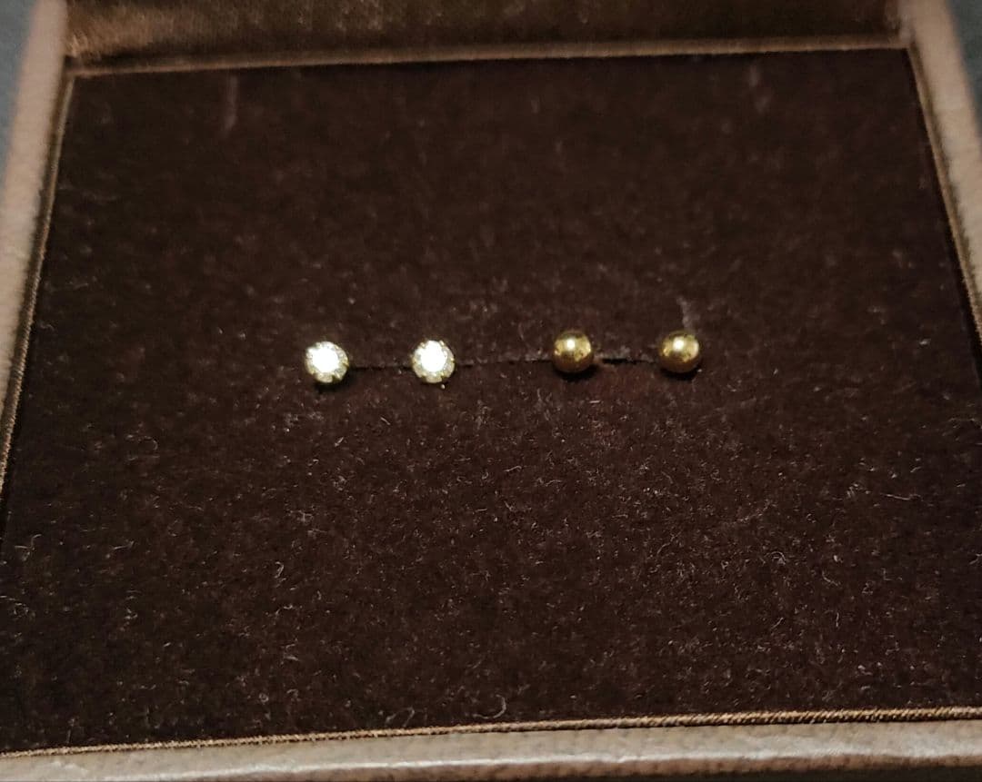 テルミ　K18YG ダイヤモンド 丸玉 ピアス