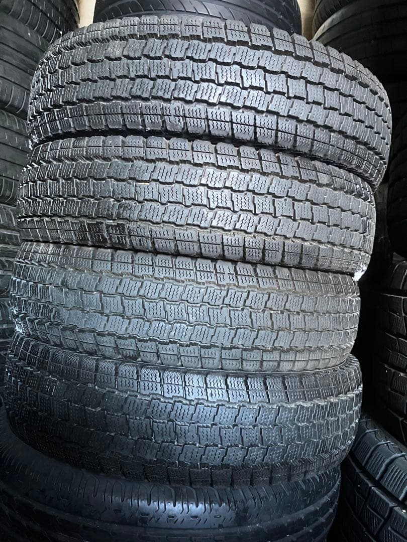 送料無料！2020年グッドイヤー　アイスナビカーゴ145R12 6PR 軽トラ