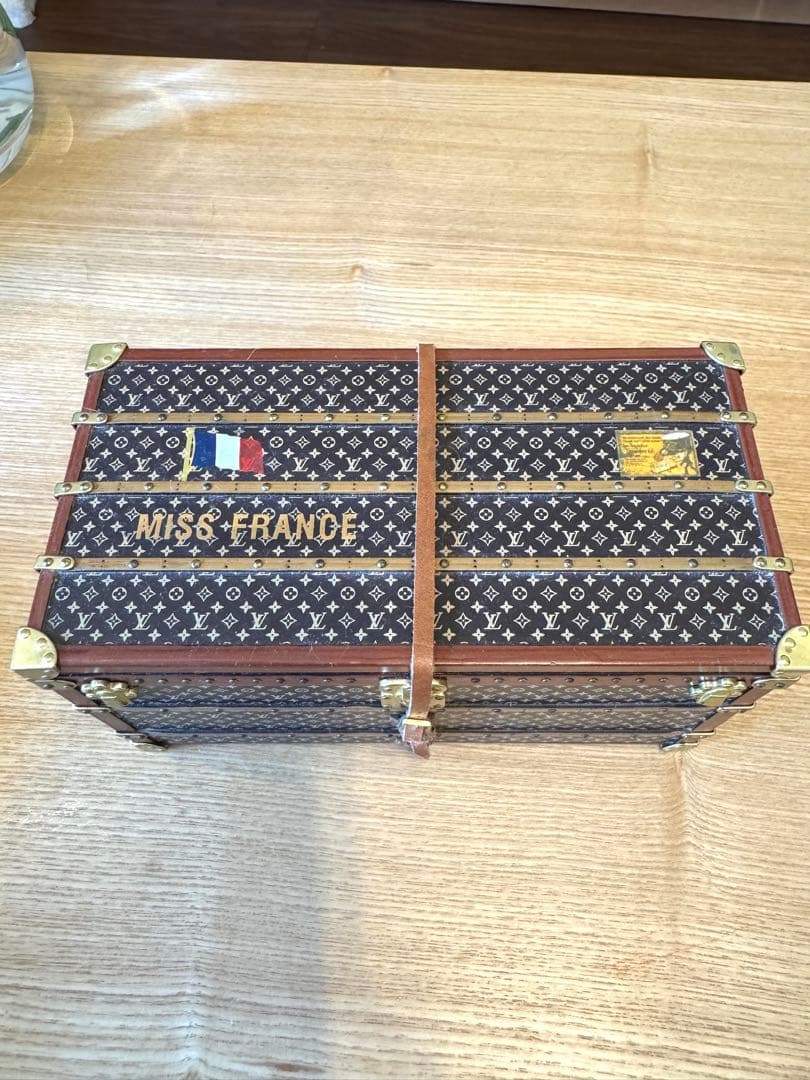 ルイ ヴィトン ミスフランス トランク ペーパーウェイト モノグラムブラウン