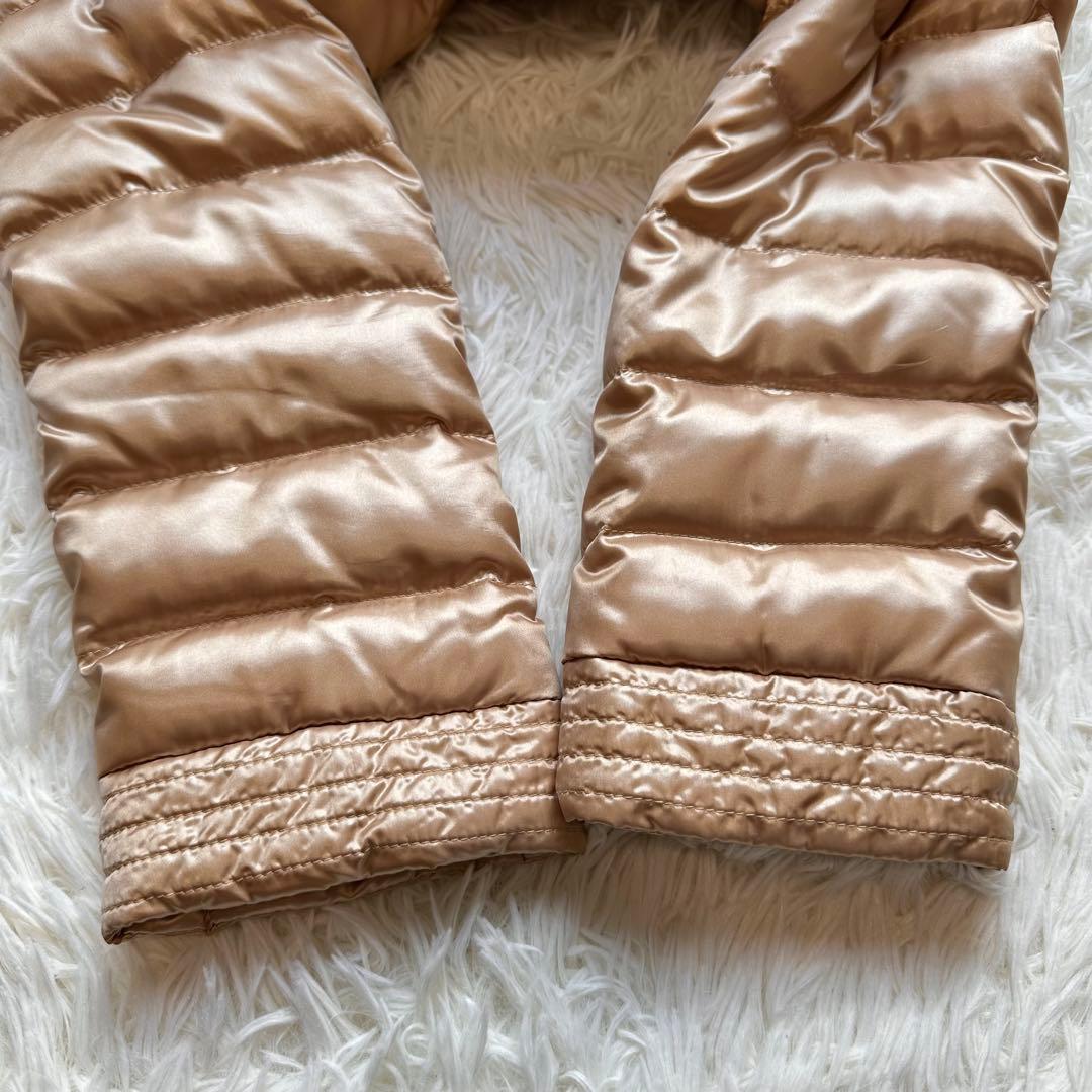 マックスマーラ ステュディオ ダウンコート Aライン ハイネック ベージュ 光沢