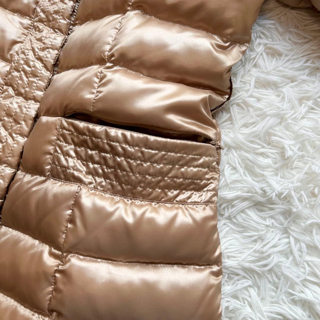 マックスマーラ ステュディオ ダウンコート Aライン ハイネック ベージュ 光沢