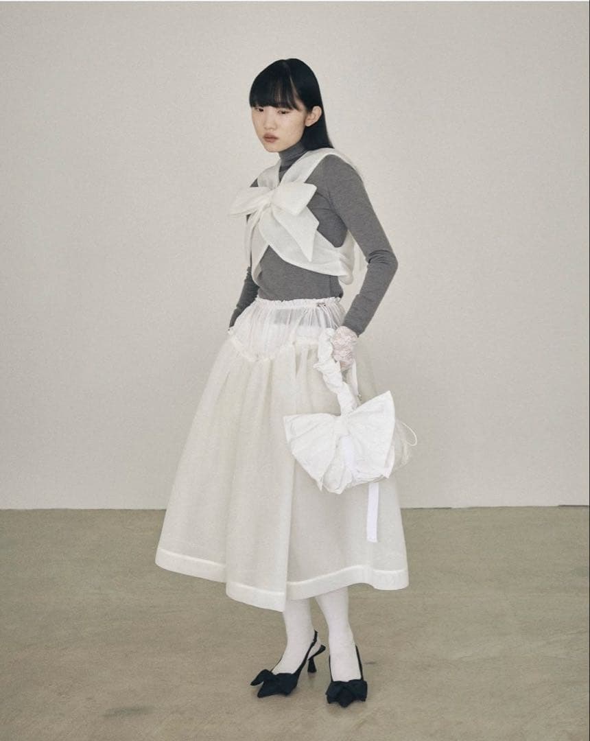 LITMUS HerPraha　オーバーレイスカート