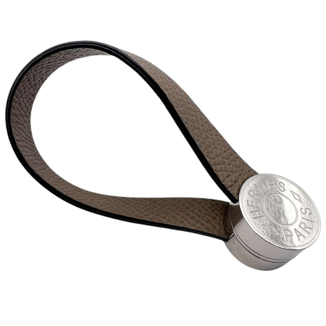 美品✨エルメス　レザー　グローブホルダー　マグネット　グレージュ　ブラウン