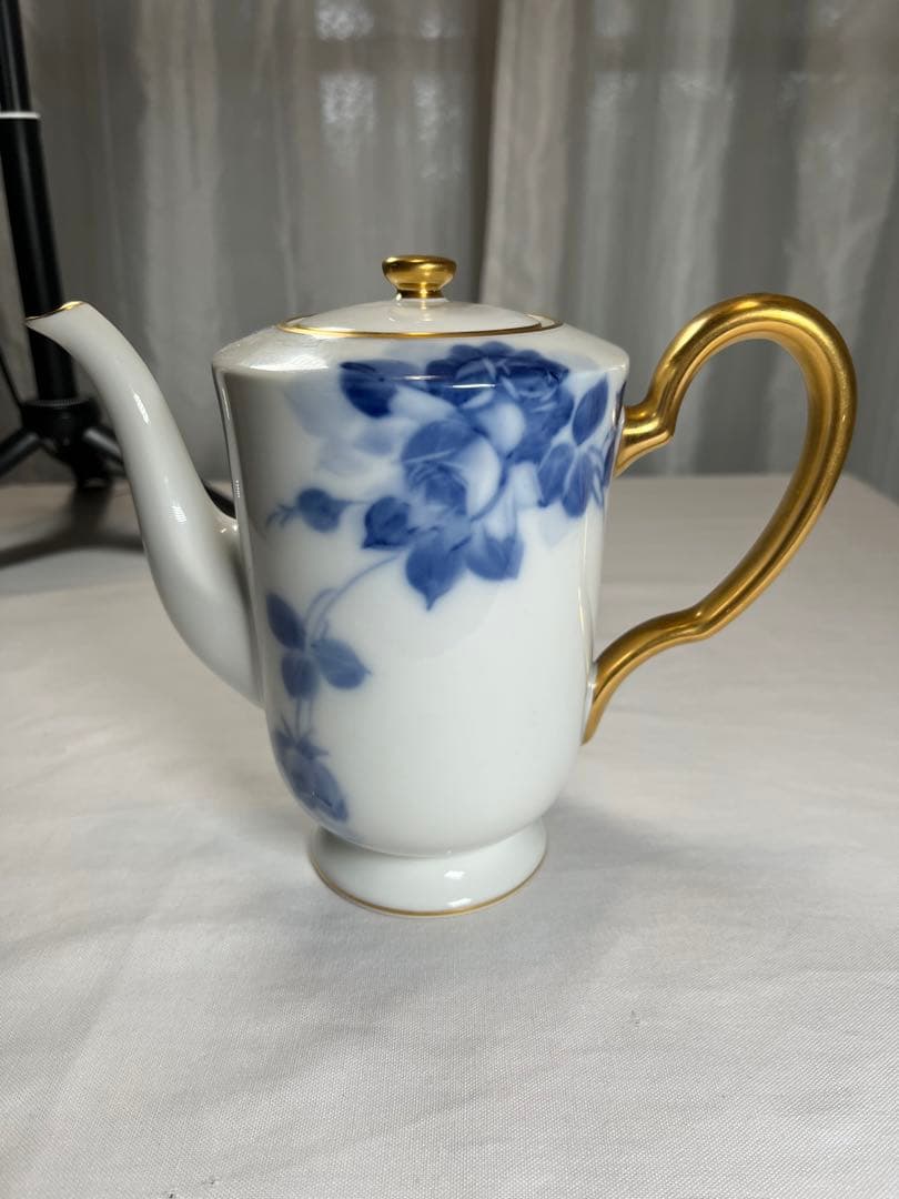 大倉陶園　ブルーローズ　ティーポット