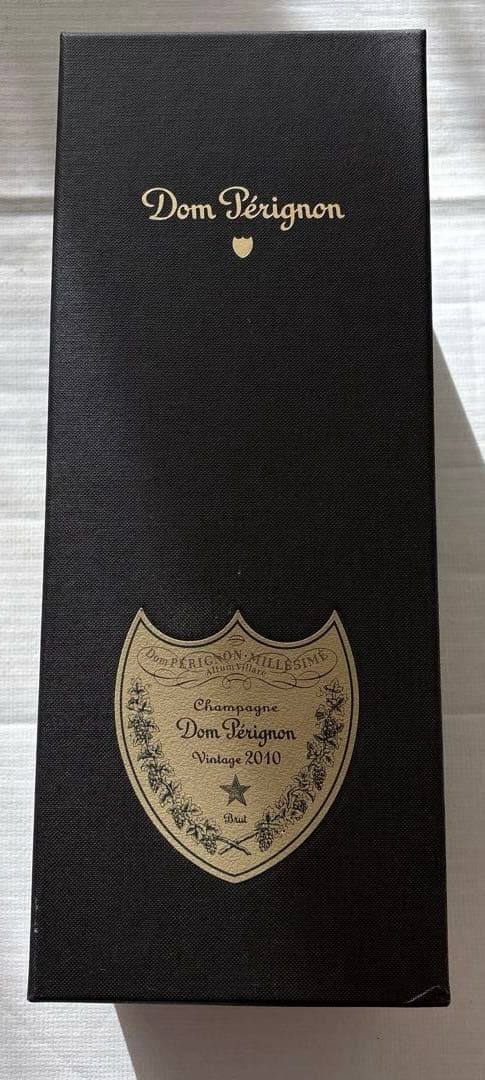 ギフトボックス入り、ドンペリニオン2010年ヴィンテージシャンパン