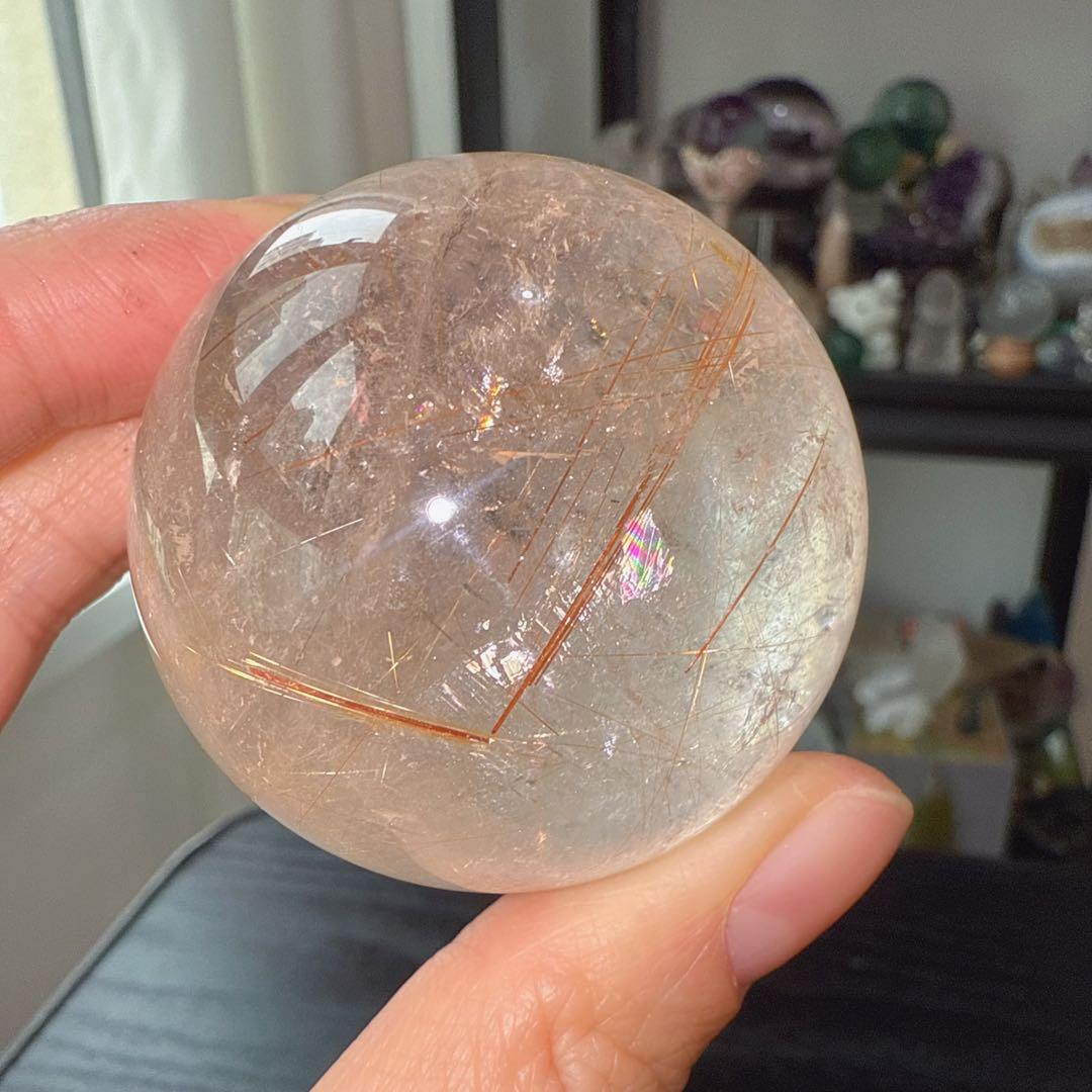 天然石ルチルクォーツのスフィア　丸玉　置物NO.011406