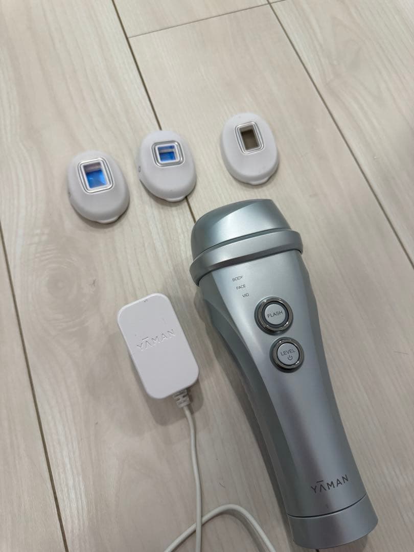 YAMAN 脱毛器 充電式レイボーテヴィーナス
