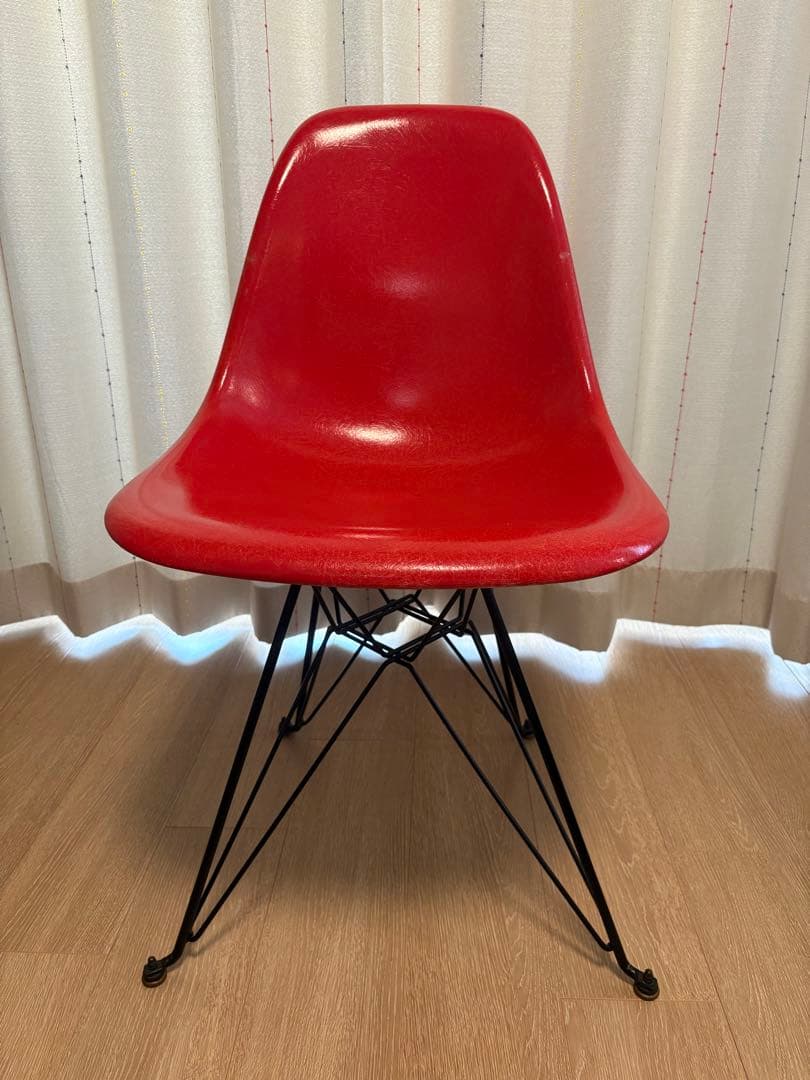 モダニカ　サイドシェルチェア　イームズ　エッフェルベース　MODERNICA
