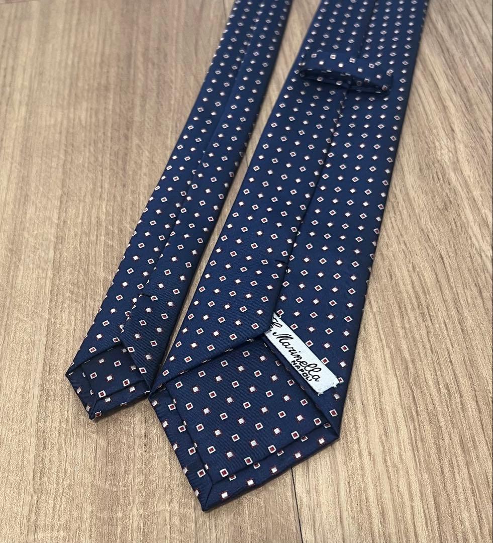 イーマリネッラ（E.Marinella）