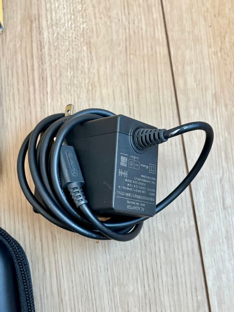 Nintendo Switch Lite イエロー 本体　箱　アダプター　ケース