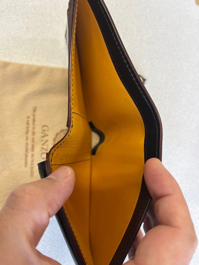 GANZO シェルコードバン 2 小銭入れ付き二つ折り財布　ブラック