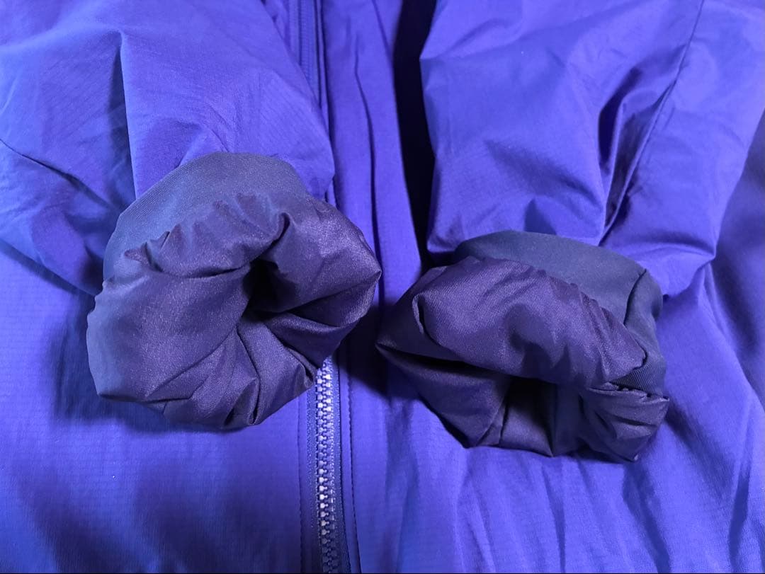 アークテリクス　アトムLTフーディー　メンズs ブルー　atomlthoody