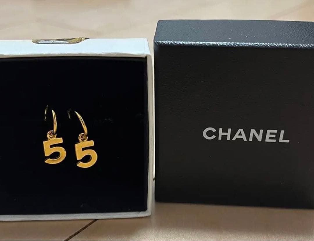 レア商品　シャネル　CHANEL ゴールド　No.5 ピアス