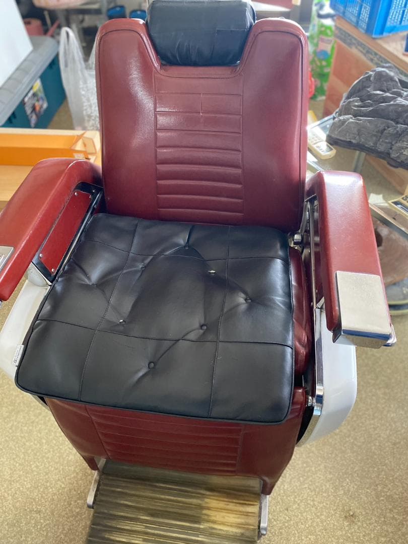 TAKARA 879 理容椅子　タカラベルモント