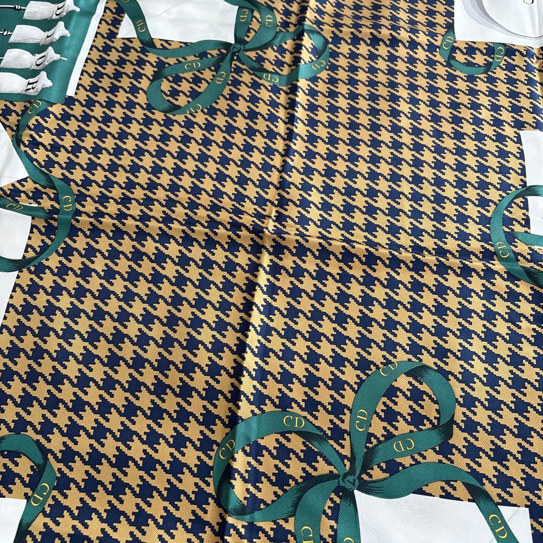 イタリア製　Christian Dior シルク　スカーフ　千鳥格子　ディオール