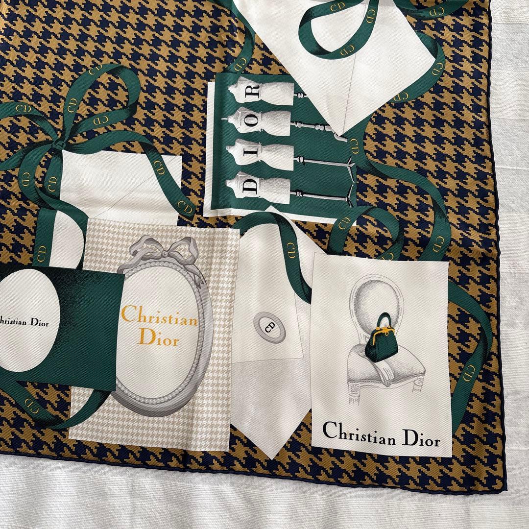イタリア製　Christian Dior シルク　スカーフ　千鳥格子　ディオール