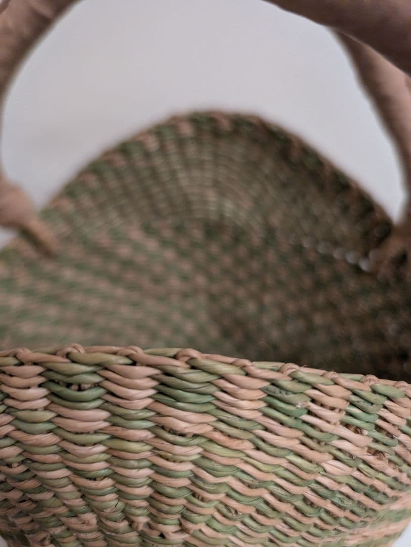 かごバッグ　革　円筒形