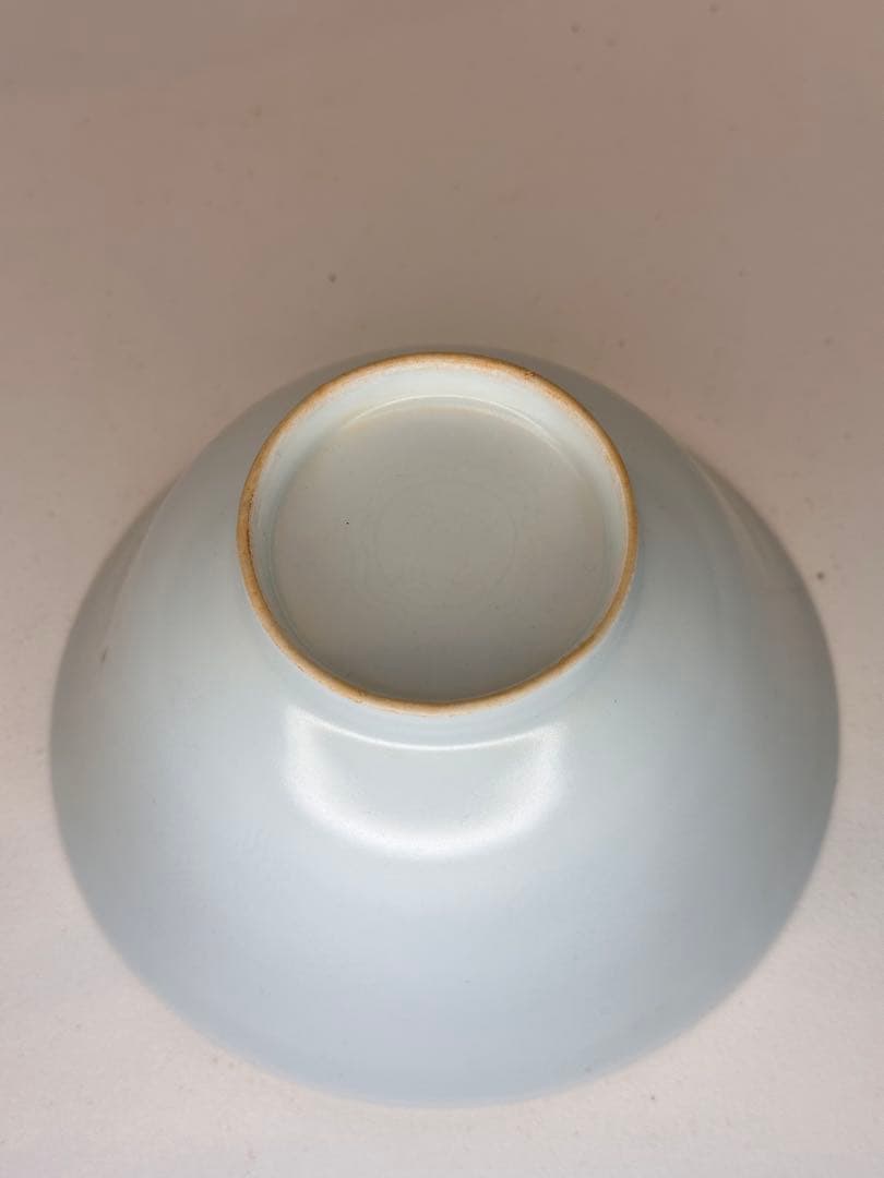 清時代　暗刻 二龍戯珠 龍紋 碗　白釉　中国古美術　時代物