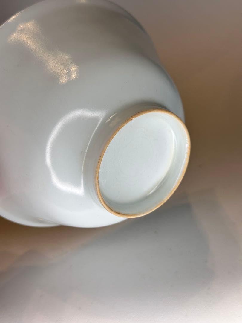 清時代　暗刻 二龍戯珠 龍紋 碗　白釉　中国古美術　時代物