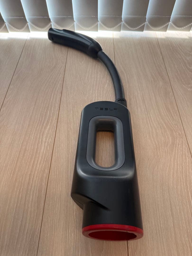 Tesla chademo アダプター