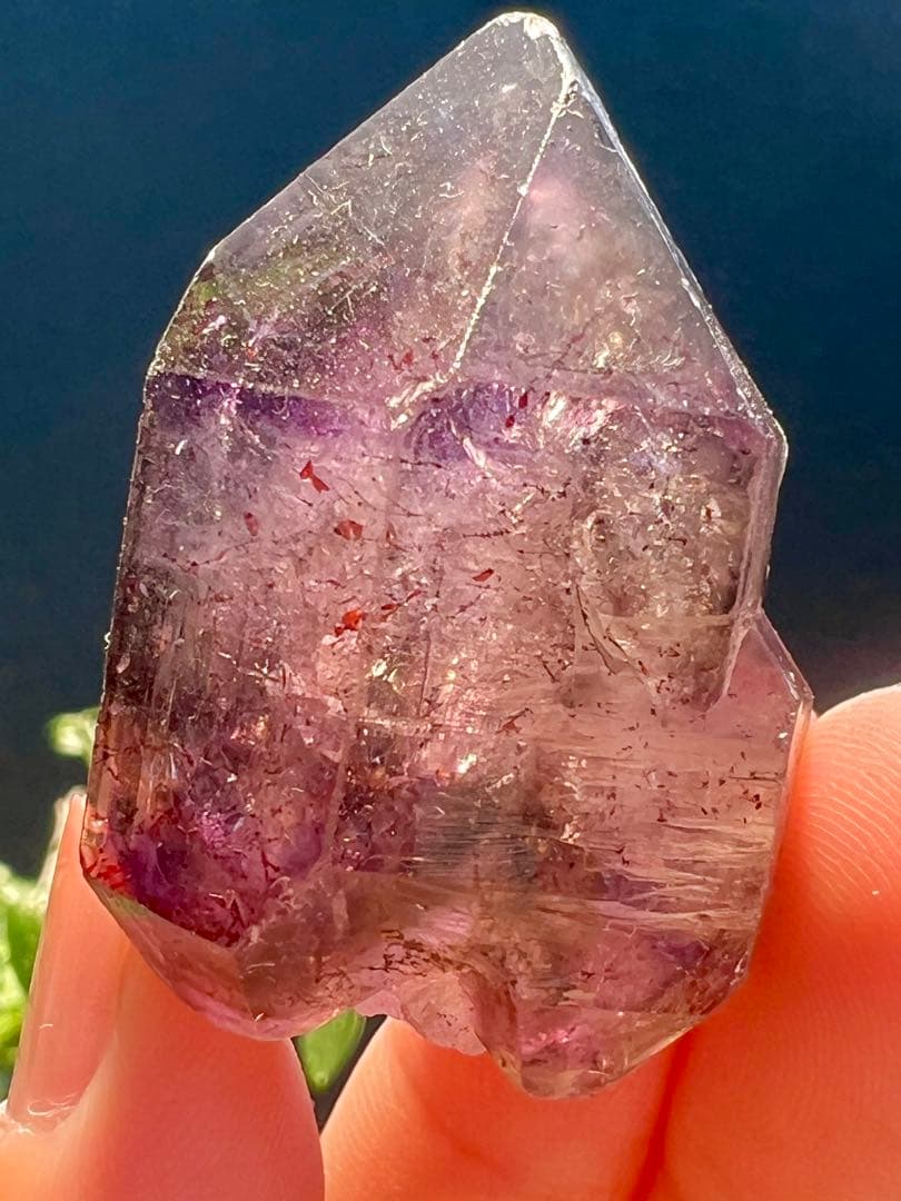 クロサイトインクォーツinアメジスト骸骨水晶　アメジストエレスチャル　原石天然石