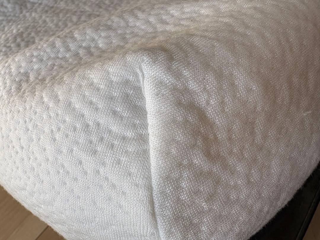 美品★ヒツジのいらない枕（調律）枕カバー付き　ジェル 横向き 仰向け いびき