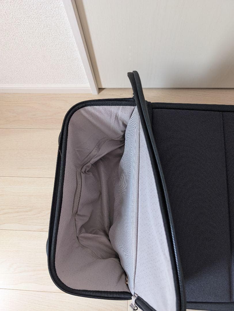 サイズ変更可能！旅好きの『欲しい』を詰め込んだ多機能スーツケースKABUTO