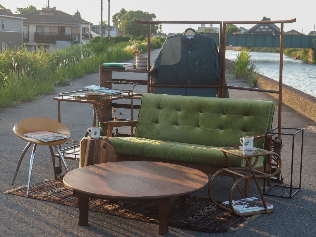 【値引中】JPアンティークフォールディングテーブル