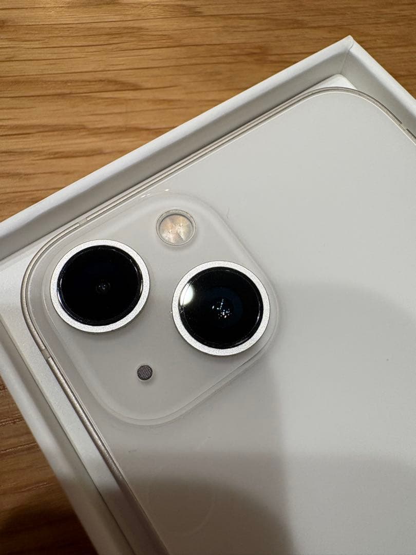 iPhone13 ホワイト