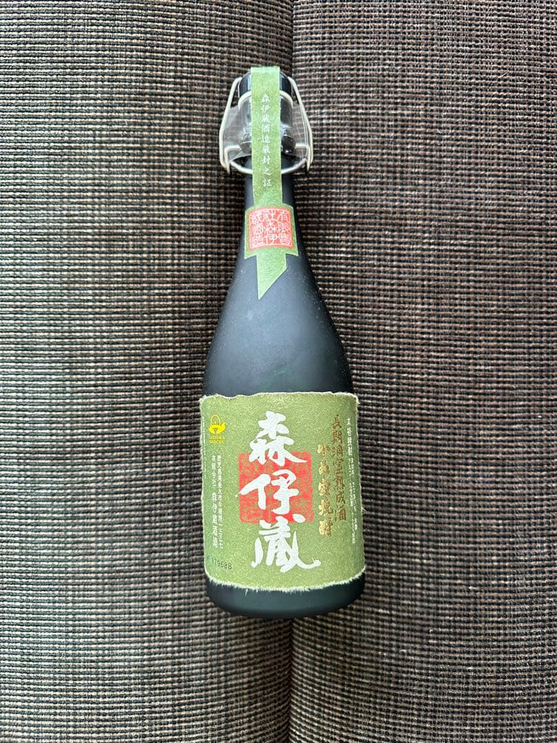森伊蔵 長期洞窟熟成酒 かめ壺焼酎 720ml