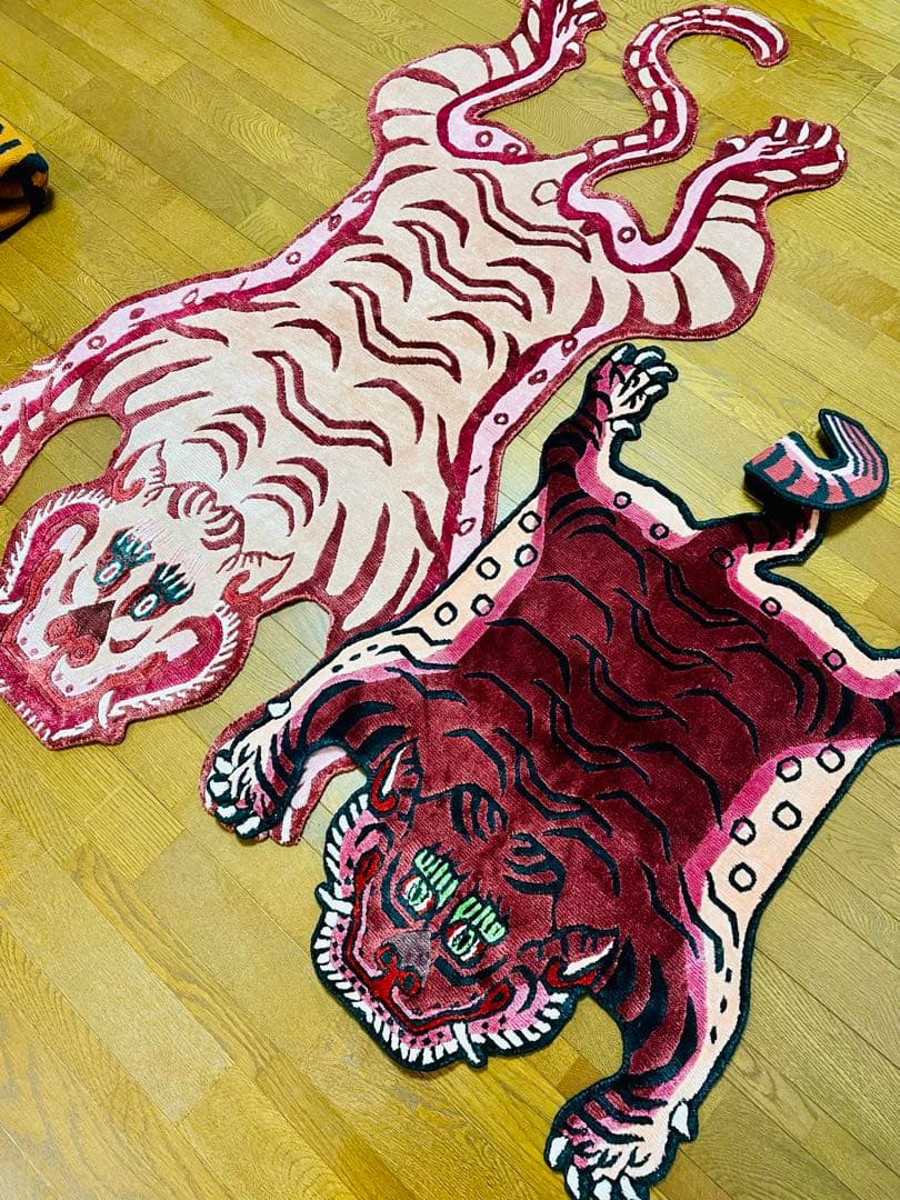 希少 シルク製 本物 チベタンタイガーラグ L146.5cm 1点物