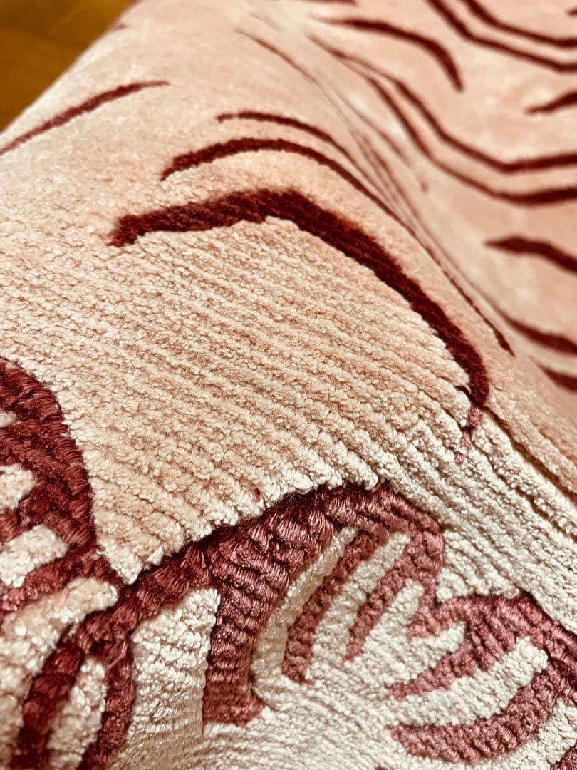 希少 シルク製 本物 チベタンタイガーラグ L146.5cm 1点物