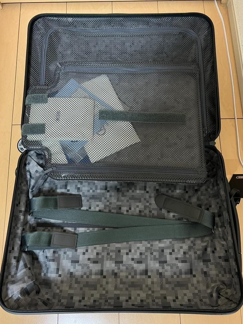 【未使用】RIMOWA リモワ サルサ スーツケース 4輪 32l 機内持込可